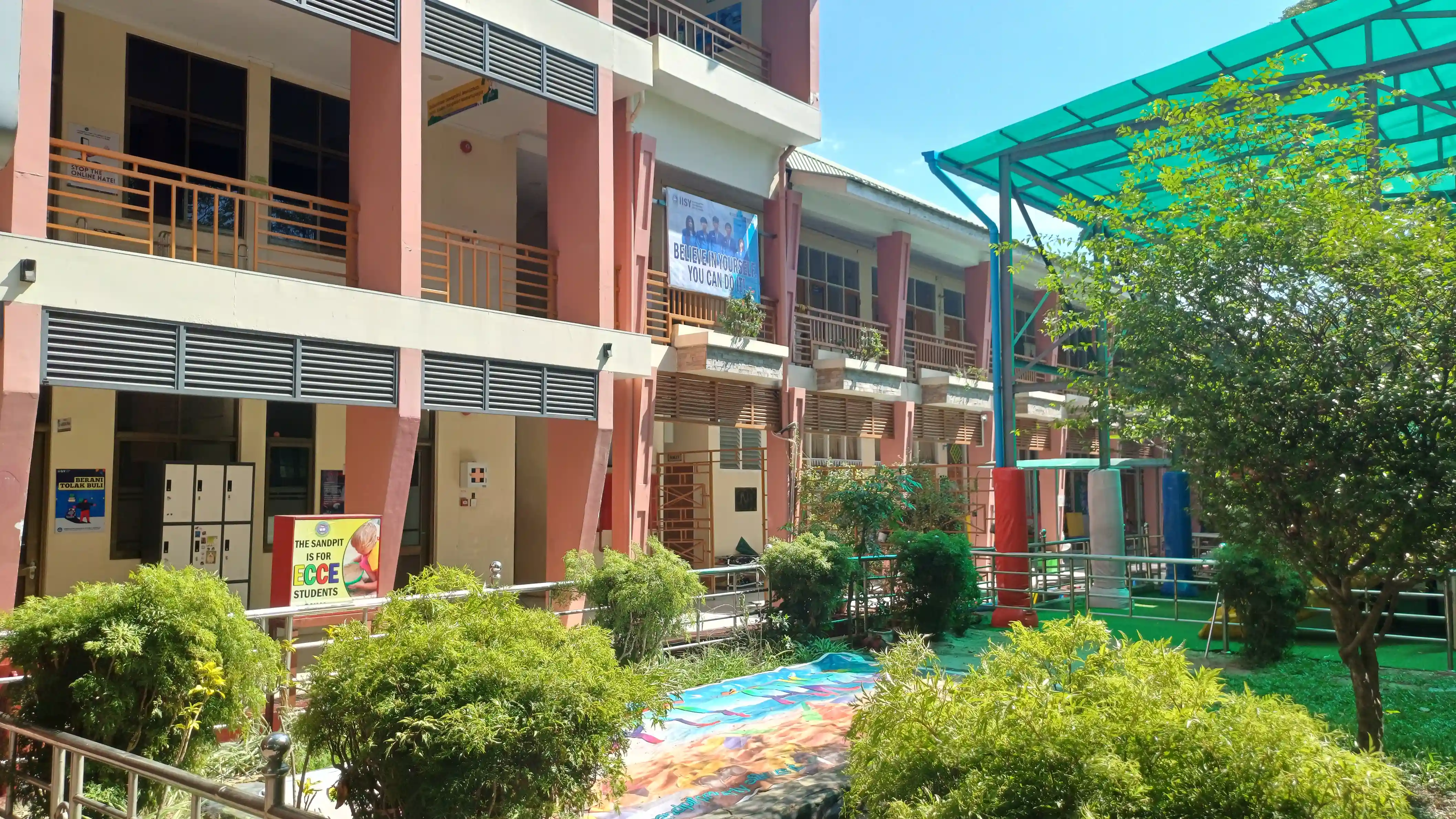IISY Campus Slide 4